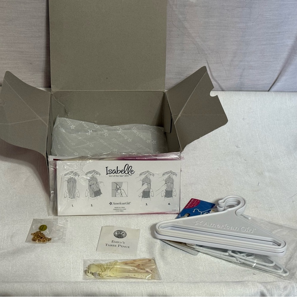 American Girl Doll Accessory Lot Isabelle 2014 Fan Necklace Hangers
